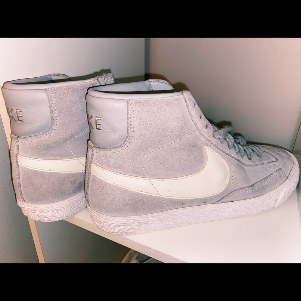 High top Nike’s